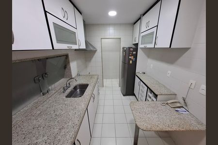 Apartamento para alugar com 89m², 2 quartos e 1 vaga Apartamento para alugar com 89m², 2 quartos e 1 vagaCozinha