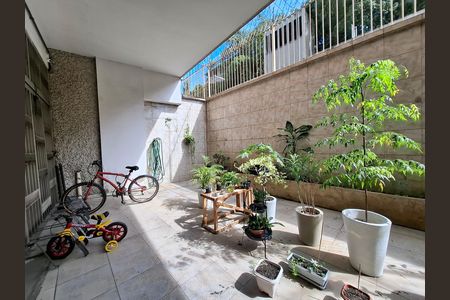 Apartamento para alugar com 89m², 2 quartos e 1 vaga Apartamento para alugar com 89m², 2 quartos e 1 vagaÁrea comum