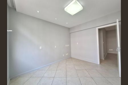 Apartamento para alugar com 89m², 2 quartos e 1 vaga Apartamento para alugar com 89m², 2 quartos e 1 vagaCloset da suíte