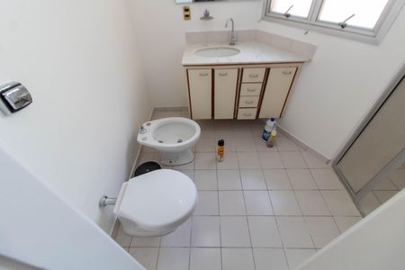 Studio para alugar com 45m², 1 quarto e 1 vaga Studio para alugar com 45m², 1 quarto e 1 vagaBANHEIRO