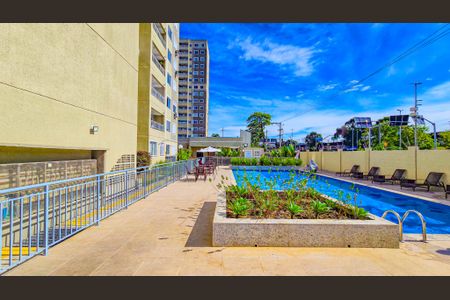 Apartamento para alugar com 40m², 2 quartos e sem vaga Apartamento para alugar com 40m², 2 quartos e sem vagaÁrea comum - Piscina