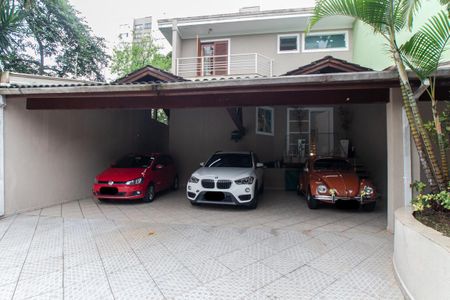 Casa para alugar com 470m², 4 quartos e 7 vagasGaragem