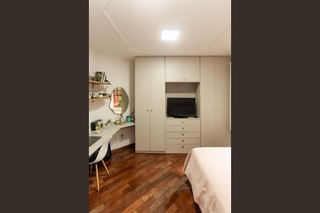 Casa para alugar com 470m², 4 quartos e 7 vagasSuíte 2
