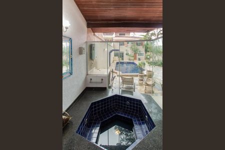 Casa para alugar com 470m², 4 quartos e 7 vagasJardim e Piscina