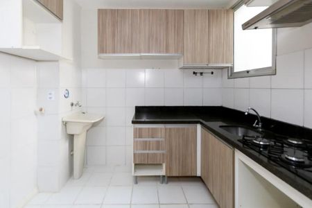 Cozinha de apartamento para alugar com 2 quartos, 47m² em Guajuviras, Canoas