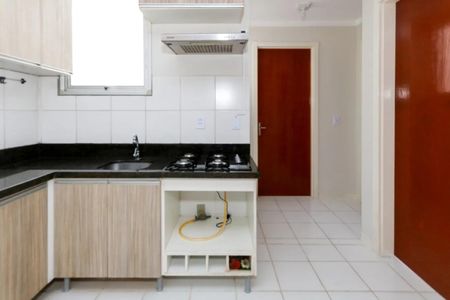 Cozinha de apartamento para alugar com 2 quartos, 47m² em Guajuviras, Canoas