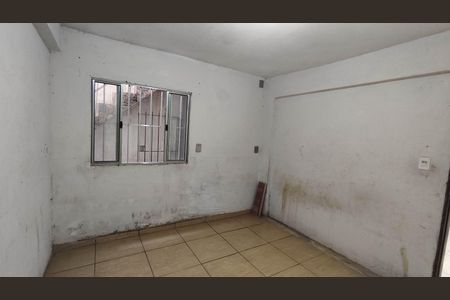Quarto de casa para alugar com 1 quarto, 35m² em Jardim Nova Poa, Poá
