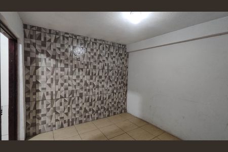 Quarto de casa para alugar com 1 quarto, 35m² em Jardim Nova Poa, Poá