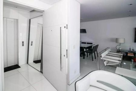 Apartamento à venda com 206m², 3 quartos e 3 vagas