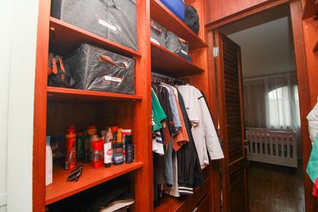 Apartamento à venda com 134m², 2 quartos e 1 vaga Apartamento à venda com 134m², 2 quartos e 1 vagaCloset