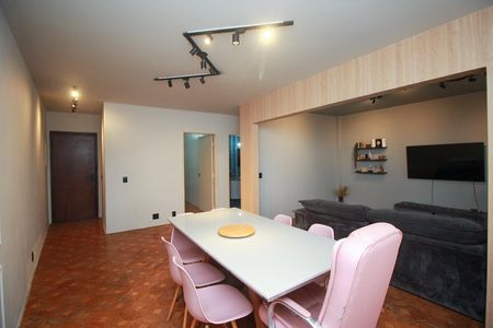Apartamento à venda com 134m², 2 quartos e 1 vaga Apartamento à venda com 134m², 2 quartos e 1 vagaSala de Jantar
