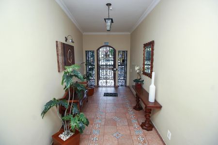 Apartamento à venda com 134m², 2 quartos e 1 vaga Apartamento à venda com 134m², 2 quartos e 1 vagaHall de entrada