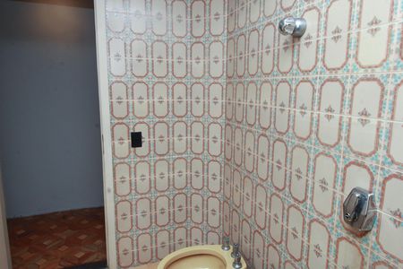 Apartamento à venda com 134m², 2 quartos e 1 vaga Apartamento à venda com 134m², 2 quartos e 1 vagaBanheiro Social 1
