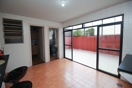 Apartamento à venda com 134m², 2 quartos e 1 vaga Apartamento à venda com 134m², 2 quartos e 1 vagaÁrea de Serviço