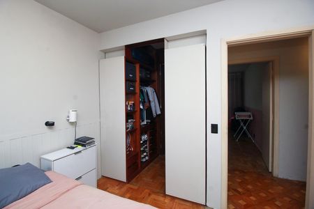 Apartamento à venda com 134m², 2 quartos e 1 vaga Apartamento à venda com 134m², 2 quartos e 1 vagaCloset