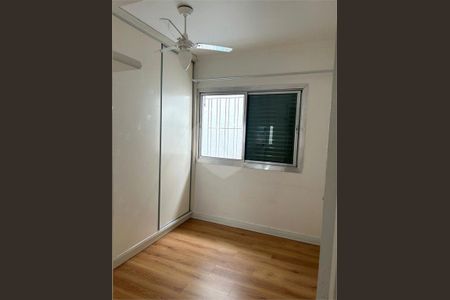 Casa à venda com 3 quartos, 164m² em Vila Paiva, São Paulo