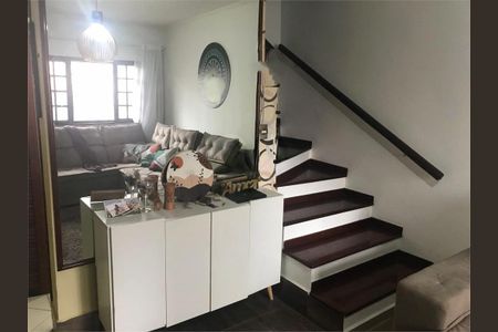 Casa à venda com 2 quartos, 143m² em Vila das Palmeiras, Guarulhos