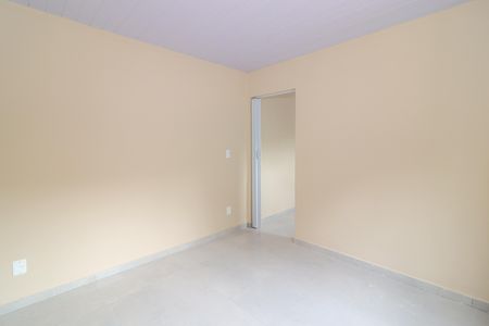 Quarto  de casa para alugar com 1 quarto, 30m² em Padre Miguel, Rio de Janeiro