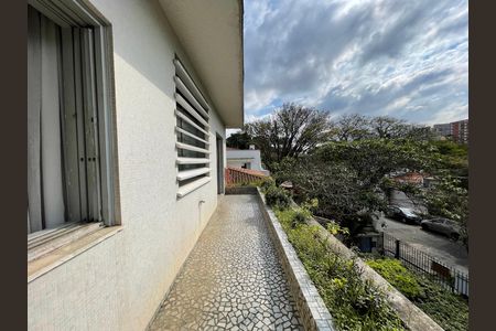Varanda do Quarto 4 de casa à venda com 4 quartos, 390m² em Vila Pirajussara, São Paulo
