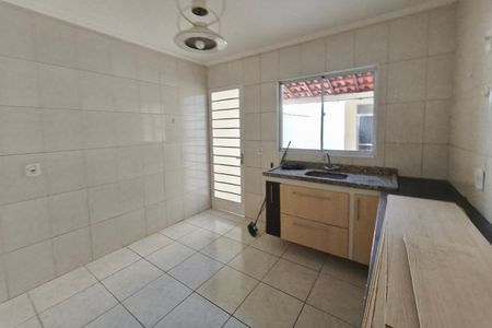 Apartamento à venda com 96m², 2 quartos e 1 vaga Apartamento à venda com 96m², 2 quartos e 1 vagaCozinha
