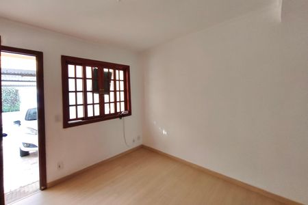 Sala de apartamento à venda com 2 quartos, 96m² em Jd Maria Eugenia, Campinas