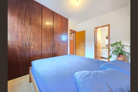 Quarto Suíte  de apartamento à venda com 2 quartos, 75m² em Vila Barragem Santa Lucia, Belo Horizonte