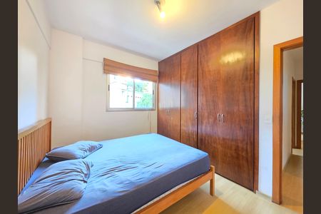 Apartamento à venda com 75m², 2 quartos e 1 vaga Apartamento à venda com 75m², 2 quartos e 1 vagaQuarto Suíte