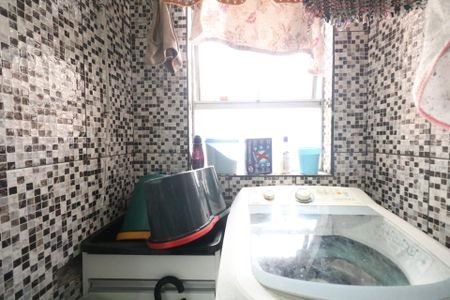 Apartamento para alugar com 58m², 3 quartos e 1 vaga Apartamento para alugar com 58m², 3 quartos e 1 vagaCozinha e Área de Serviço