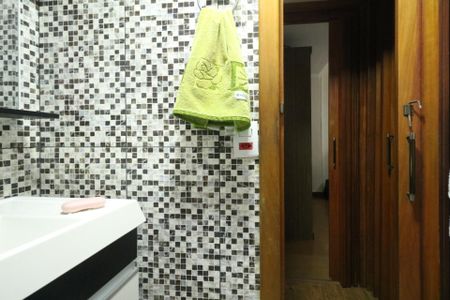 Apartamento para alugar com 58m², 3 quartos e 1 vaga Apartamento para alugar com 58m², 3 quartos e 1 vagaBanheiro
