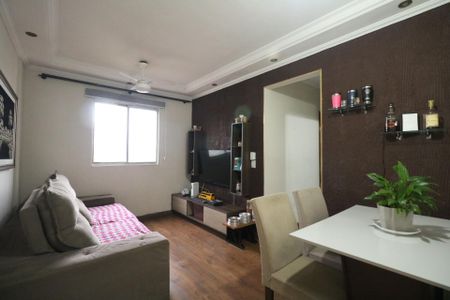 Sala de apartamento para alugar com 3 quartos, 58m² em Piraporinha, Diadema
