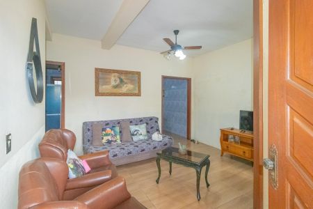 Casa à venda com 86m², 3 quartos e 2 vagasSala