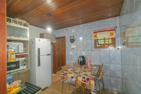 Casa à venda com 86m², 3 quartos e 2 vagasCozinha
