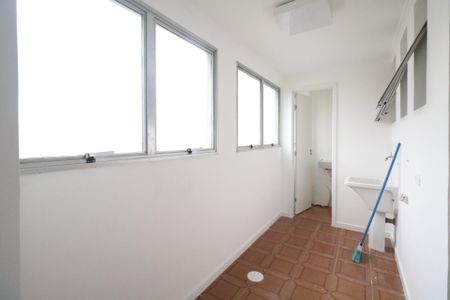 Apartamento para alugar com 125m², 3 quartos e 2 vagas Apartamento para alugar com 125m², 3 quartos e 2 vagasÁrea de Serviço