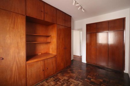 Apartamento para alugar com 125m², 3 quartos e 2 vagas Apartamento para alugar com 125m², 3 quartos e 2 vagasQuarto 2
