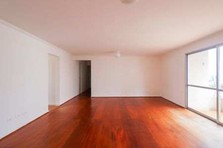 Apartamento para alugar com 125m², 3 quartos e 2 vagas Apartamento para alugar com 125m², 3 quartos e 2 vagasSala