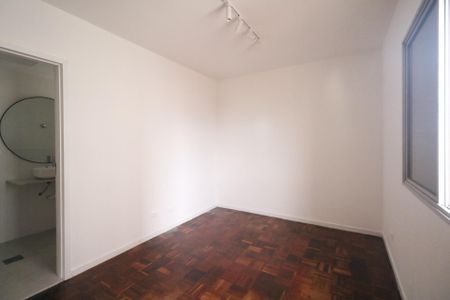 Apartamento para alugar com 125m², 3 quartos e 2 vagas Apartamento para alugar com 125m², 3 quartos e 2 vagasSuíte