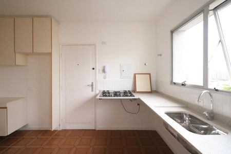 Apartamento para alugar com 125m², 3 quartos e 2 vagas Apartamento para alugar com 125m², 3 quartos e 2 vagasCozinha