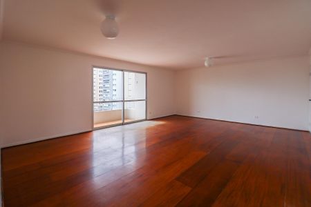 Sala de apartamento para alugar com 3 quartos, 125m² em Santo Antônio, São Caetano do Sul
