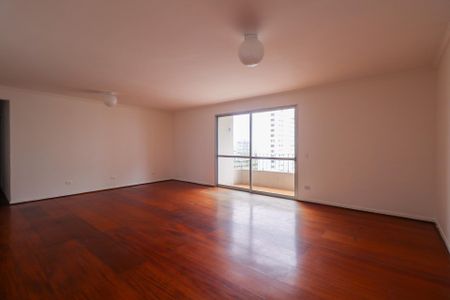 Sala de apartamento para alugar com 3 quartos, 125m² em Santo Antônio, São Caetano do Sul