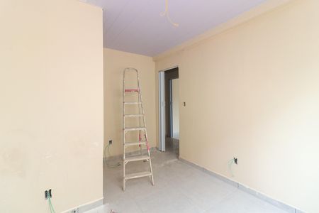 Quarto 2 de casa para alugar com 2 quartos, 50m² em Padre Miguel, Rio de Janeiro