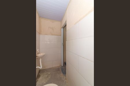 Casa para alugar com 50m², 2 quartos e sem vaga Casa para alugar com 50m², 2 quartos e sem vagaBanheiro