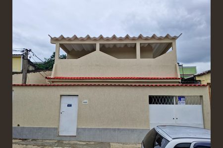 Casa para alugar com 50m², 2 quartos e sem vaga Casa para alugar com 50m², 2 quartos e sem vagaFachada