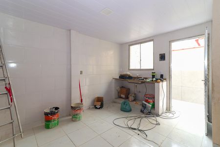Sala/Cozinha de casa para alugar com 2 quartos, 50m² em Padre Miguel, Rio de Janeiro