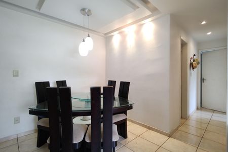 Apartamento à venda com 70m², 3 quartos e 1 vaga Apartamento à venda com 70m², 3 quartos e 1 vagaSala
