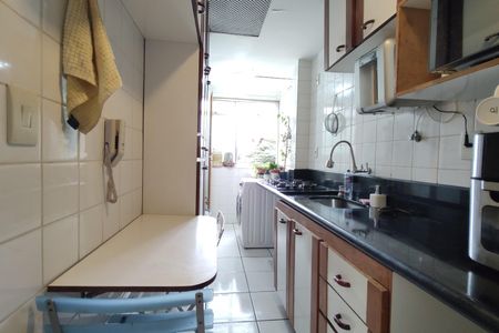 Apartamento à venda com 70m², 3 quartos e 1 vaga Apartamento à venda com 70m², 3 quartos e 1 vagaCozinha - Armários