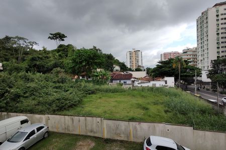 Apartamento à venda com 70m², 3 quartos e 1 vaga Apartamento à venda com 70m², 3 quartos e 1 vagaVista