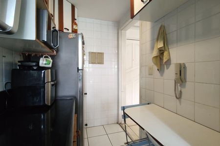 Apartamento à venda com 70m², 3 quartos e 1 vaga Apartamento à venda com 70m², 3 quartos e 1 vagaCozinha - Armários