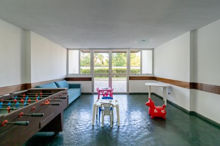 Apartamento para alugar com 75m², 3 quartos e 1 vaga Apartamento para alugar com 75m², 3 quartos e 1 vagaÁrea comum - Salão de jogos