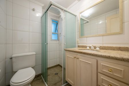 Apartamento para alugar com 75m², 3 quartos e 1 vaga Apartamento para alugar com 75m², 3 quartos e 1 vagaBanheiro