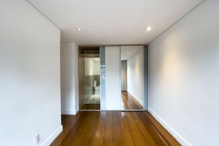 Apartamento à venda com 98m², 2 quartos e 1 vagaCorredor